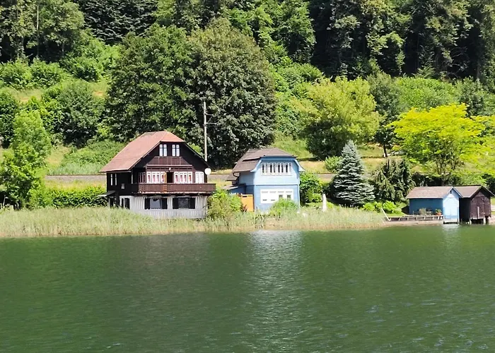 Auszeit Am Ossiachersee アパート